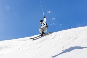 开云·体育官方网站入口-CBA新赛季口号发布展现联赛全新面貌，cba新赛季宣传片