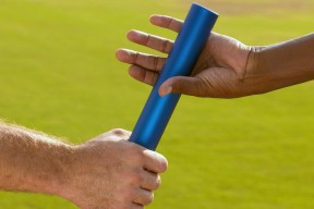 开云体育入口-李娜应邀出席网球发展大会担任讲师，李娜网球目前任职情况